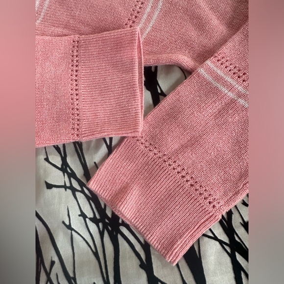 Carve Designs Zella pink pullover sweater, organic cotton, white stripes, medium - Picture 10 of 16